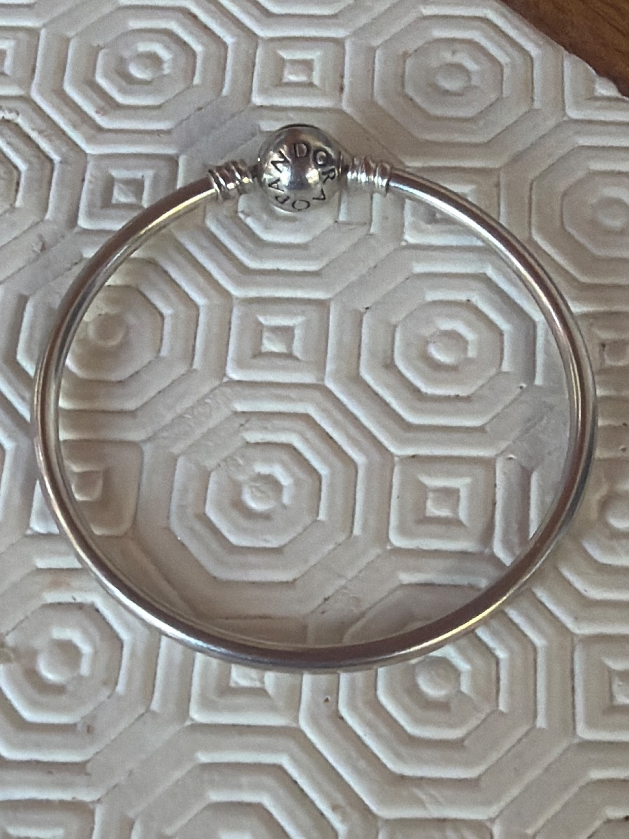 Genuine Pandora silver small bangle bracelet 17/18cm