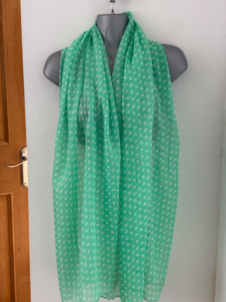Green Polka Dot Lightweight Scarf / Summer Wrap