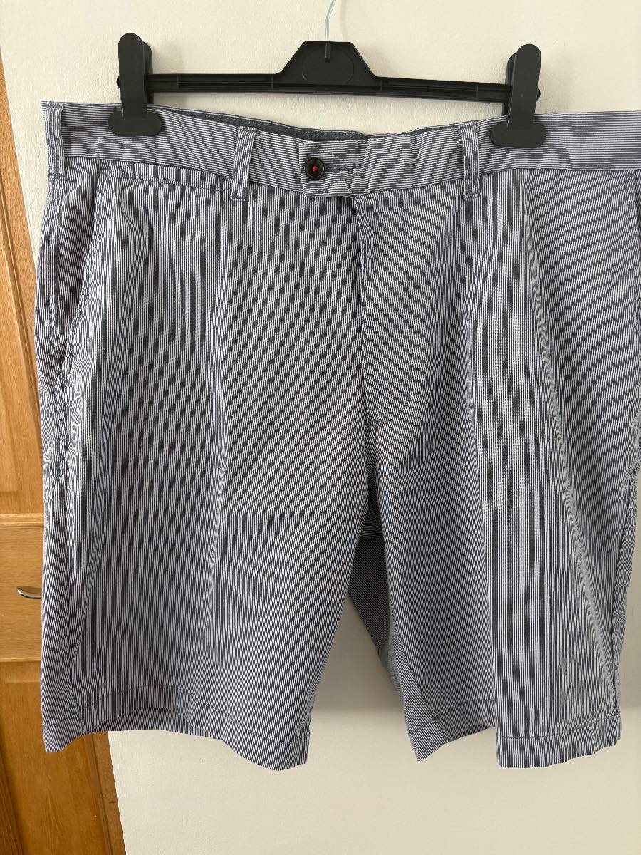 M&S Blue Harbour Blue White Pinstripe Chino Shorts 38” Waist VGC