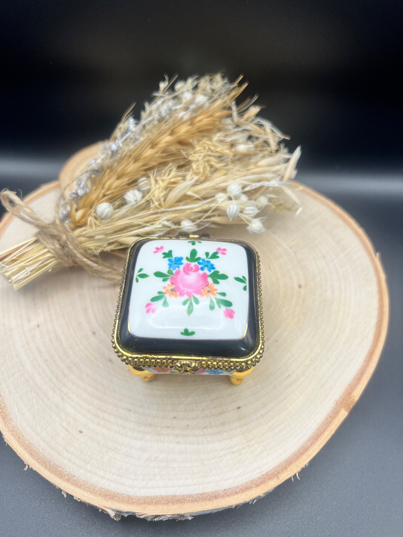 Pill Box - Trinket Box Ceramic