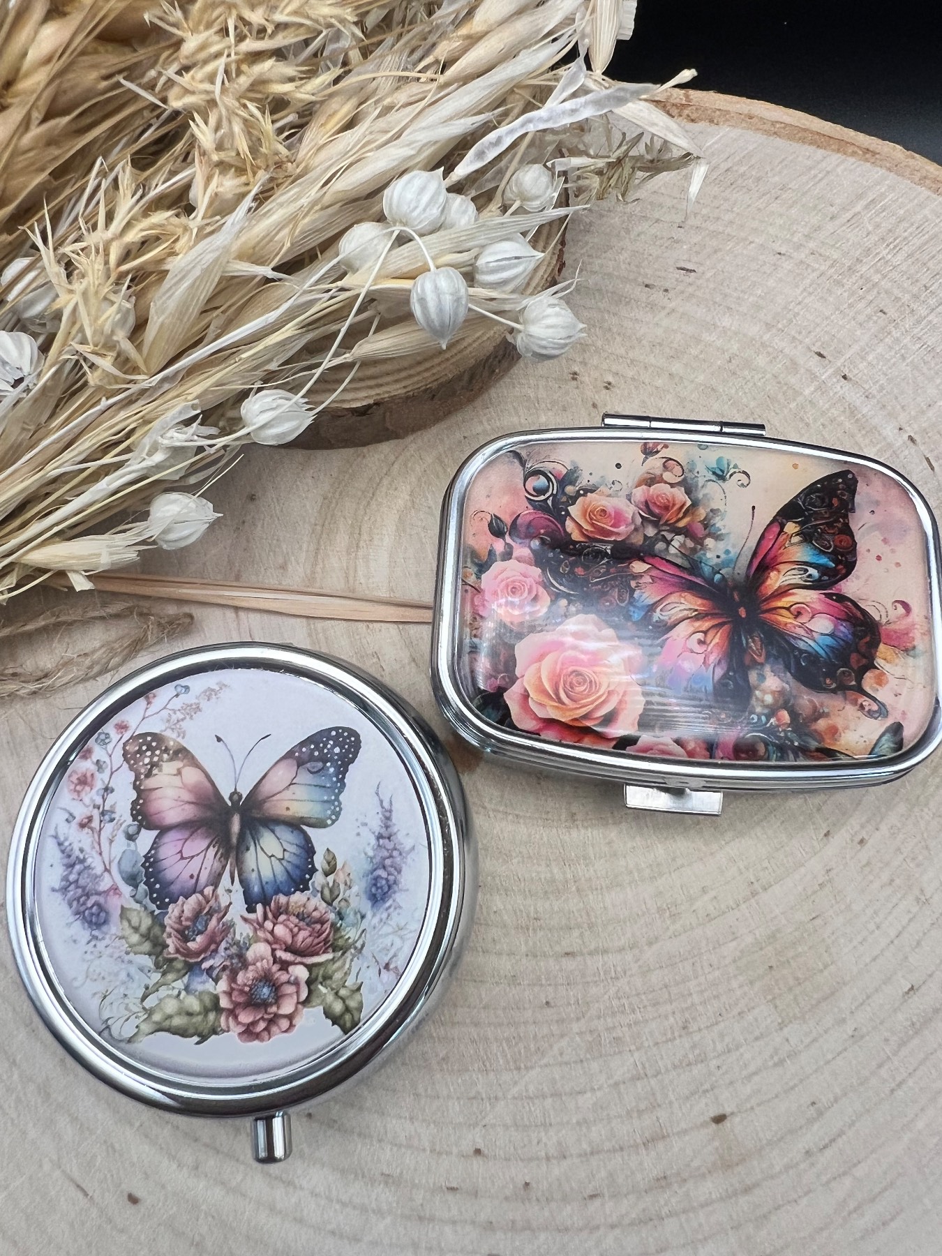 Set of 2 Pill Boxes / trinket boxes