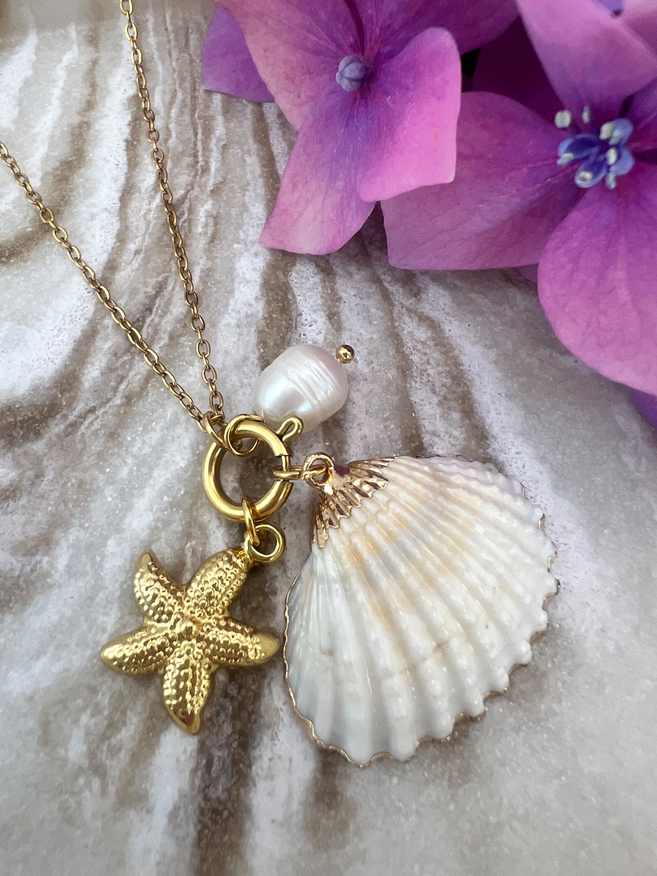 18ct Gold Plated Pearl & Shell Necklace