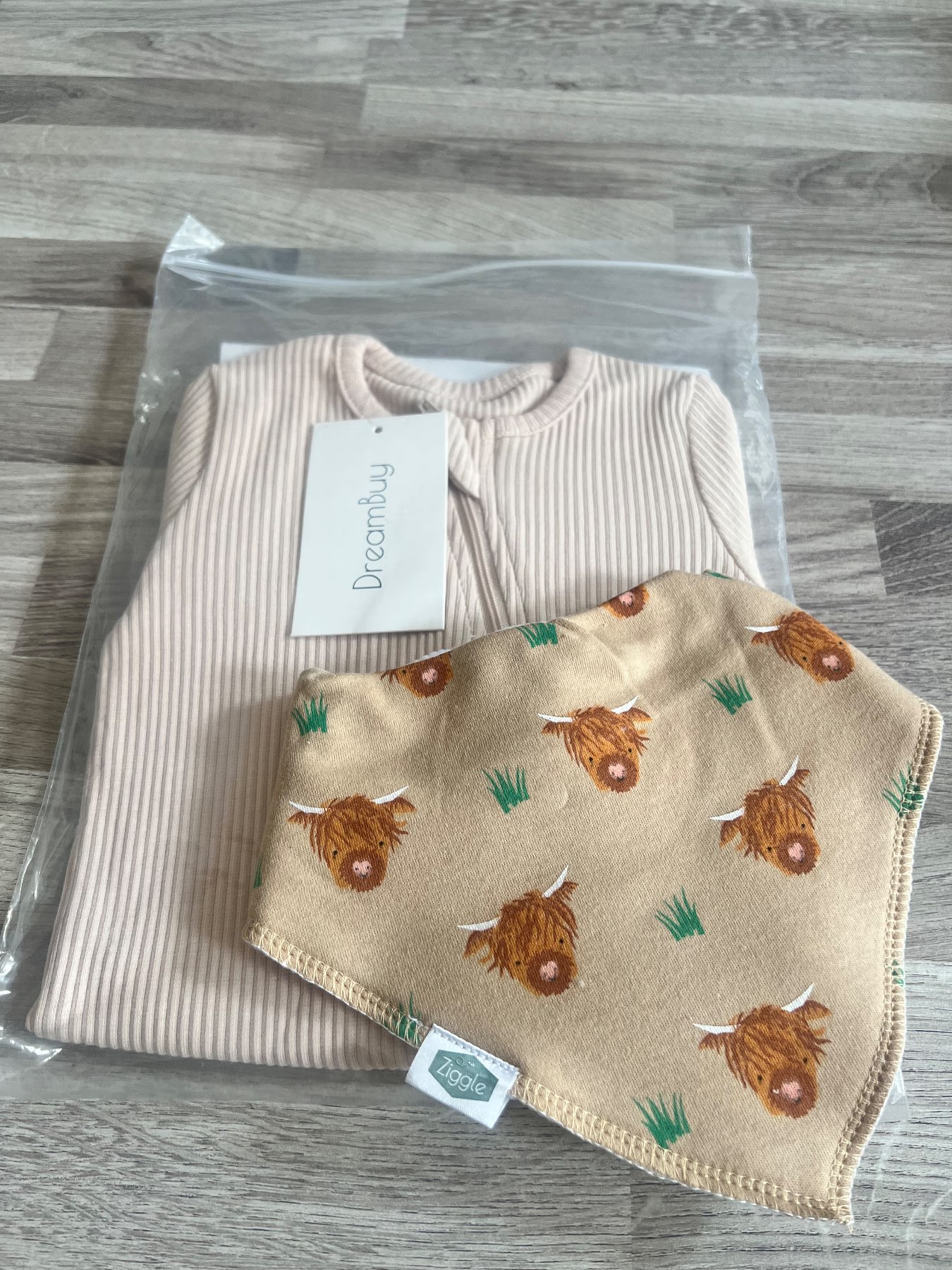 Baby Grow Sleepsuit & Dribble Bib set Baby Gift