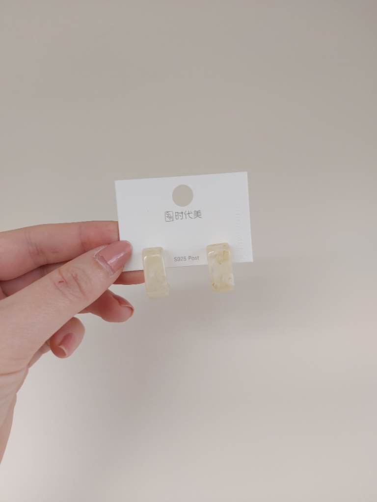 Shidaimei 925 silver cream colour unique earrings