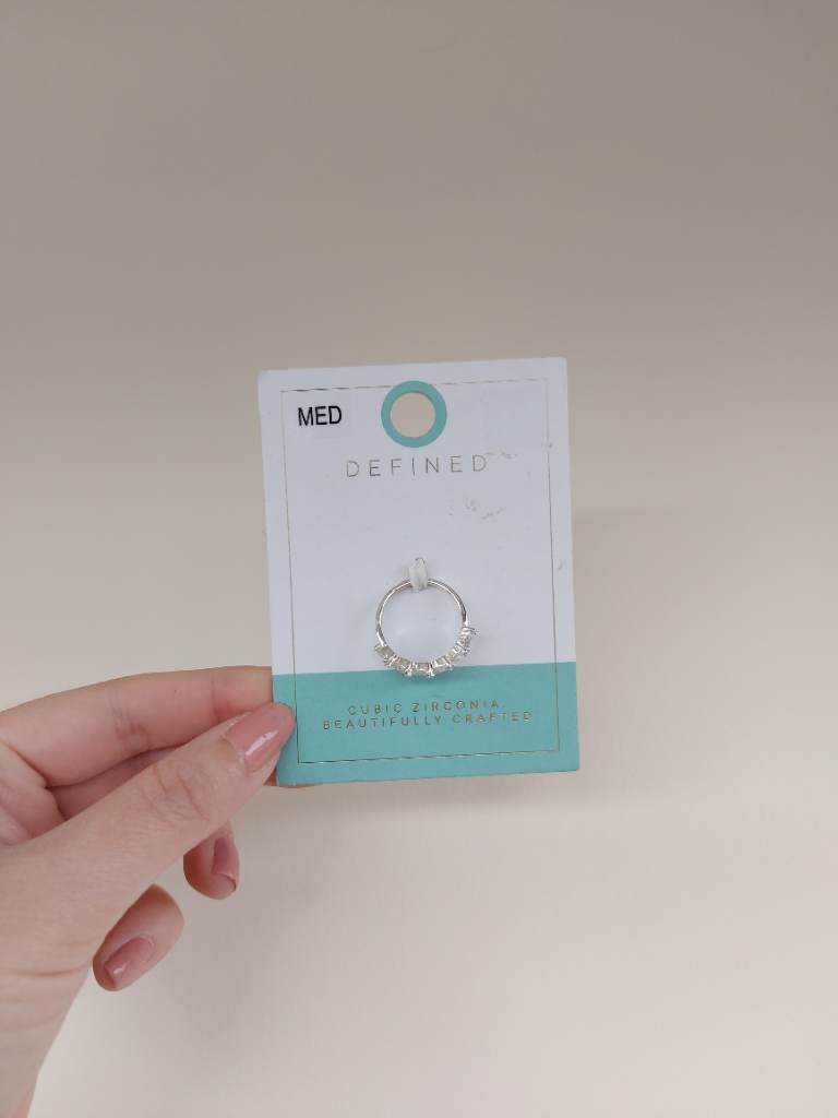 New look womens silver colour heart ring size medium