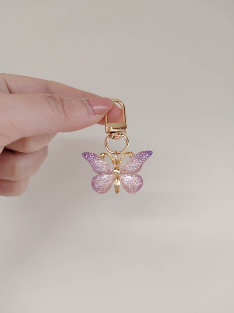 Cute lilac butterfly small keyring