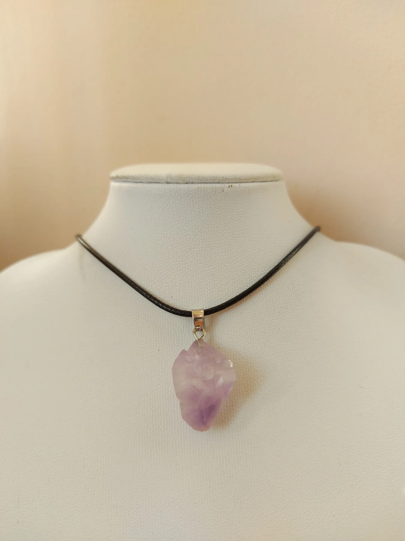 Lilac crystal style pendant necklace