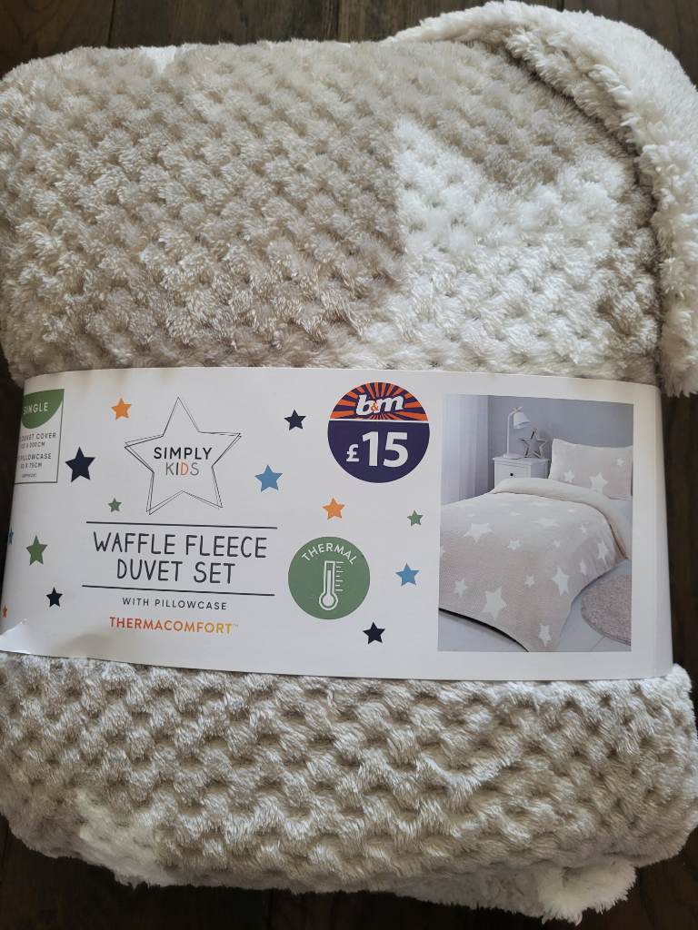 Brand new waffle fleece duvet set stars new single