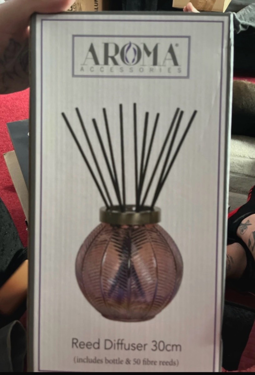 Aroma large reed diffuser ( no oils)