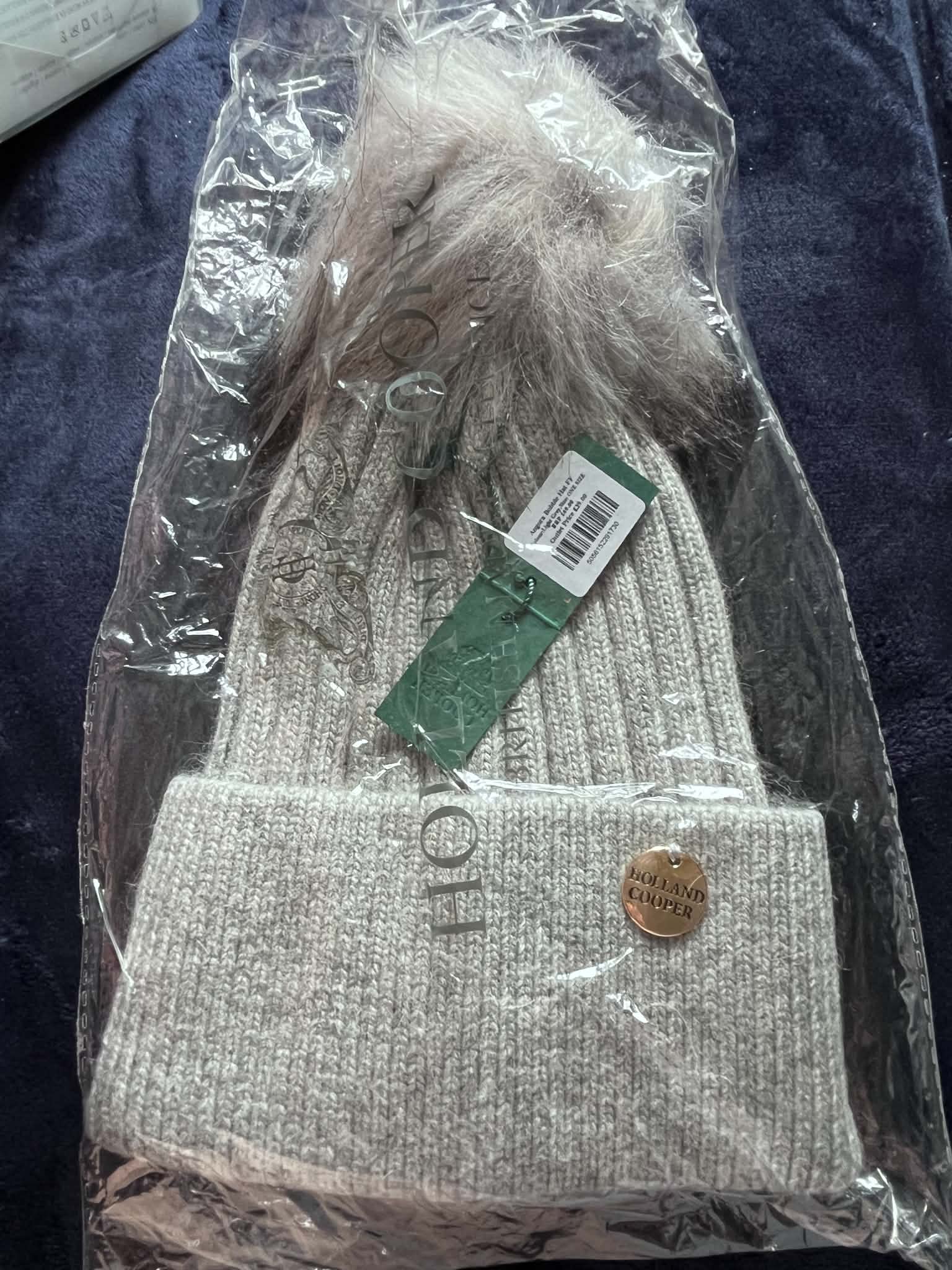 Holland cooper hat