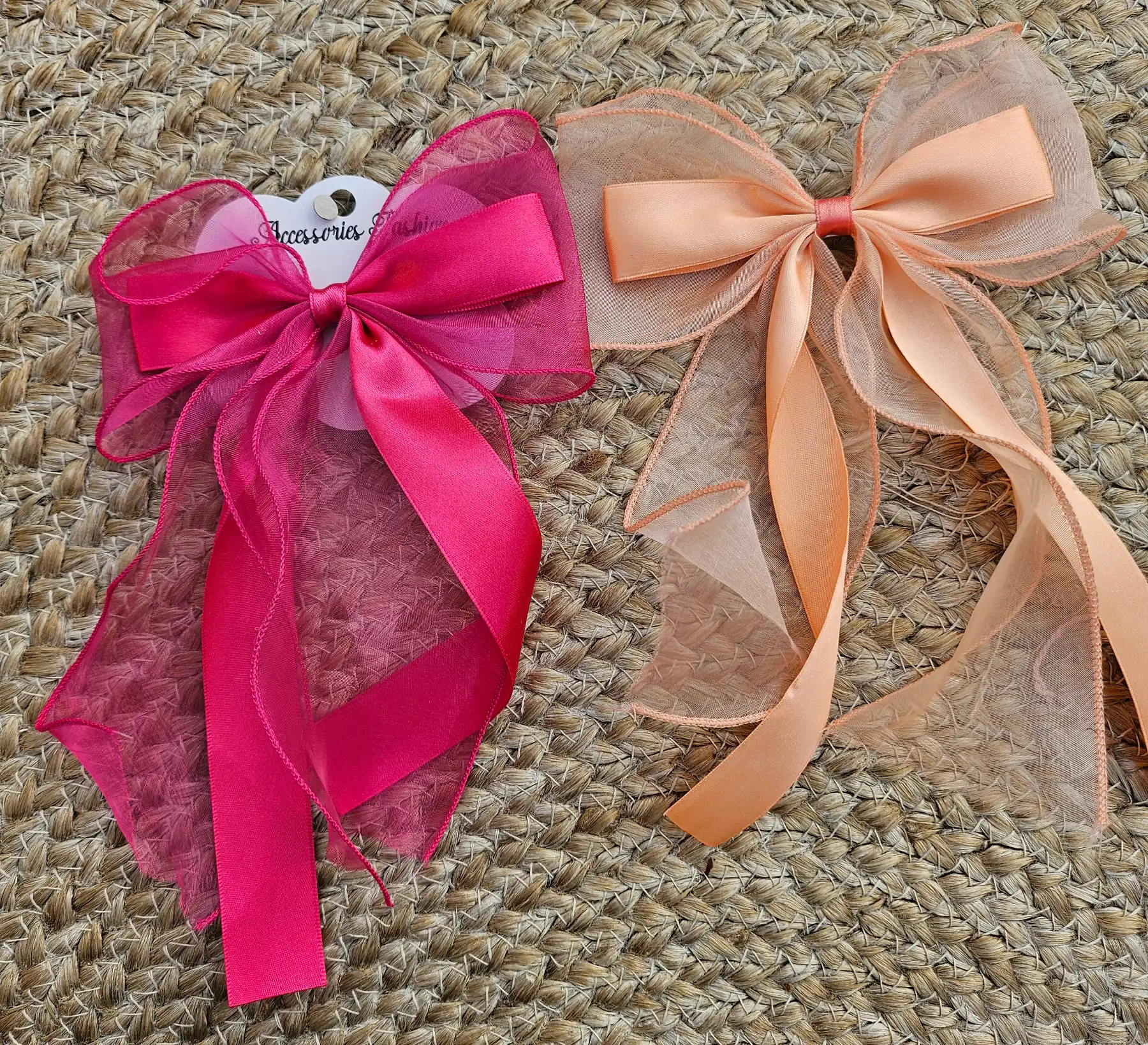 2x pink bows