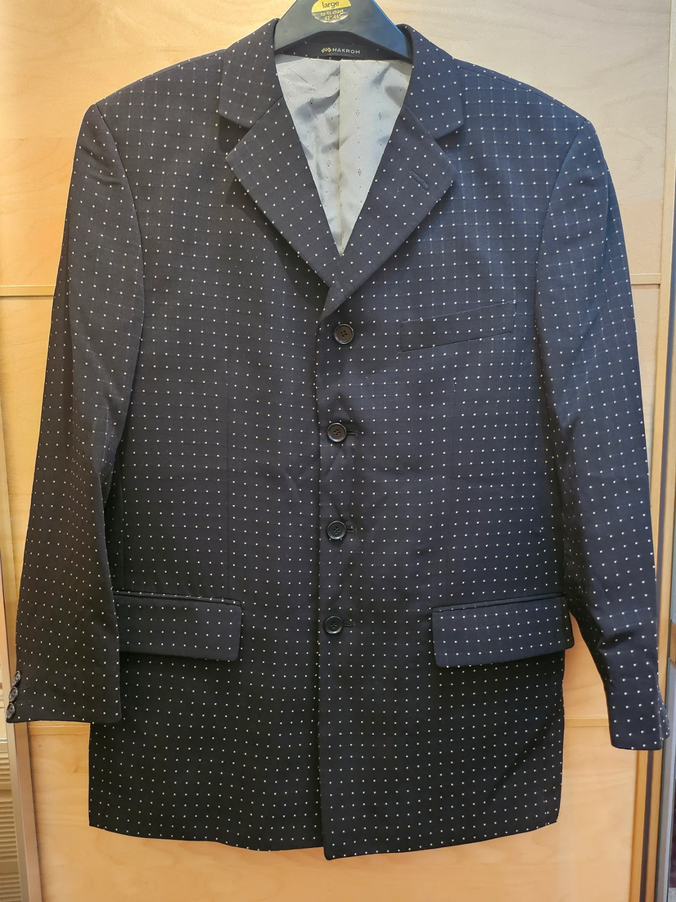 Men's Medium Size Jacket