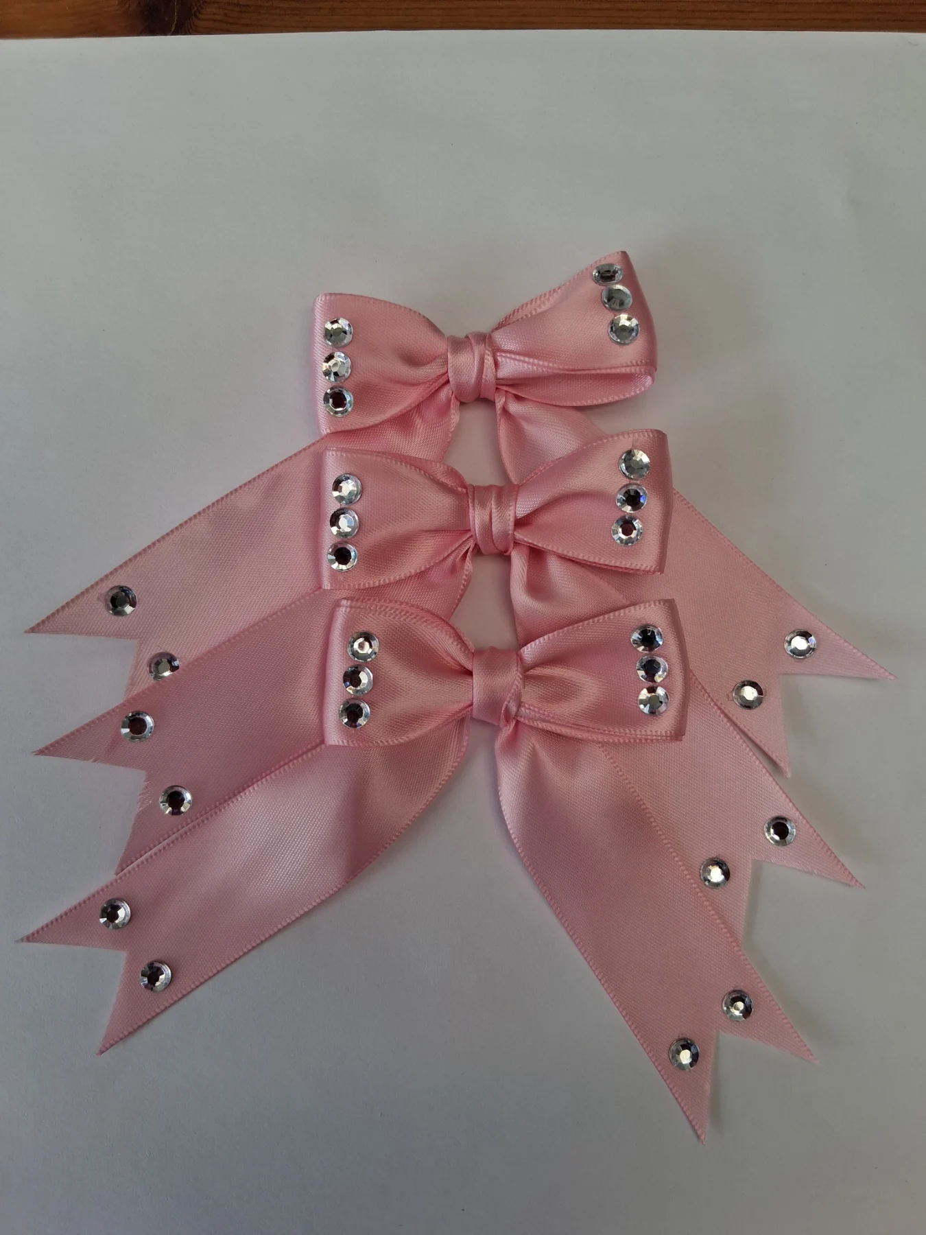 6 pink bows crafts sewing