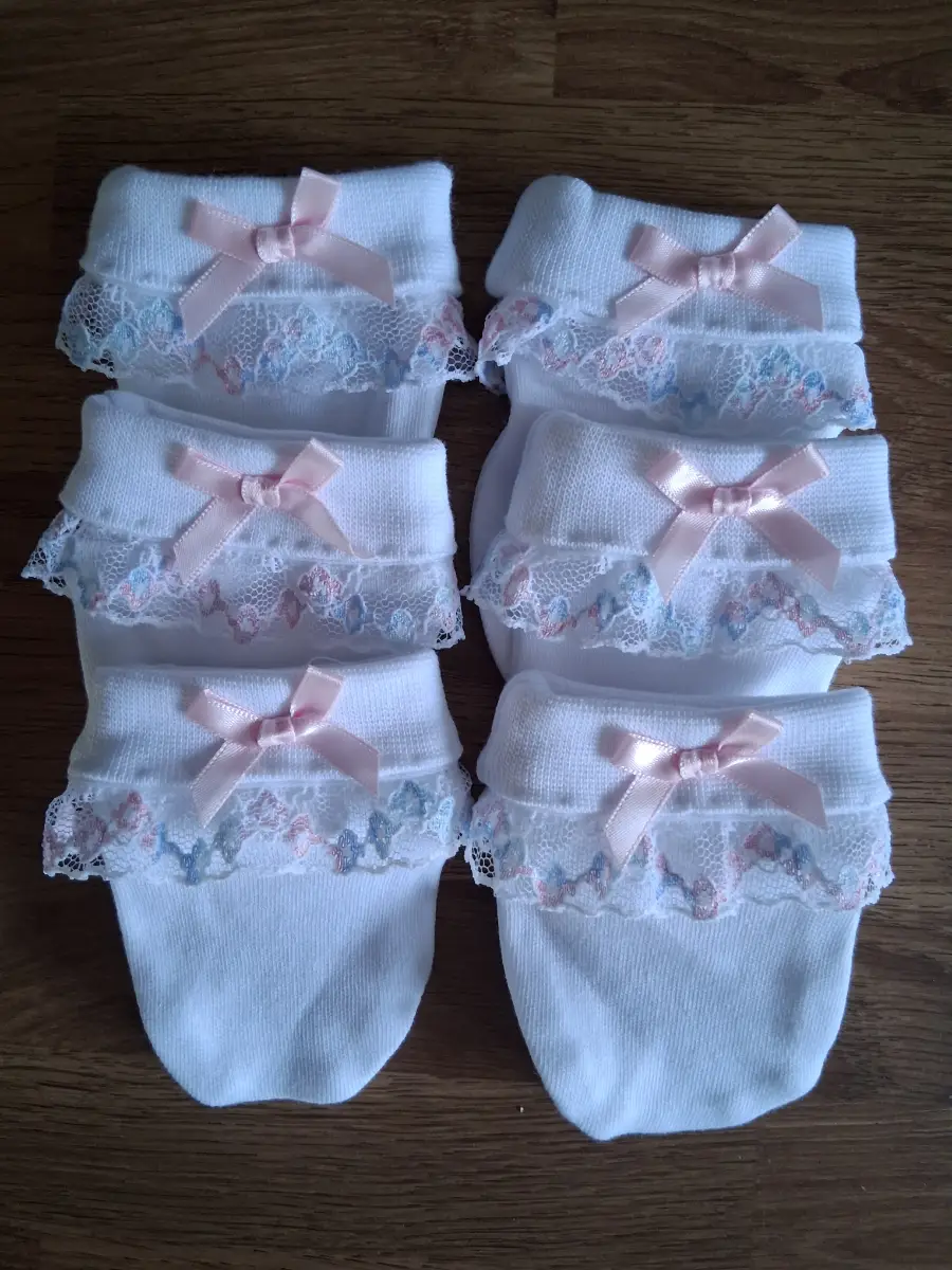 Newborn baby girls white anti scratch mittens 3 pairs