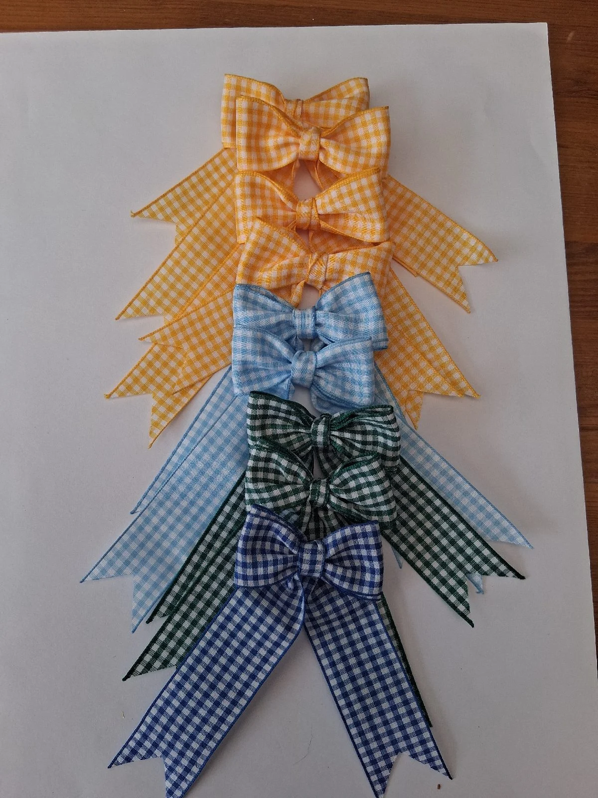 9 mixed gingham Bows