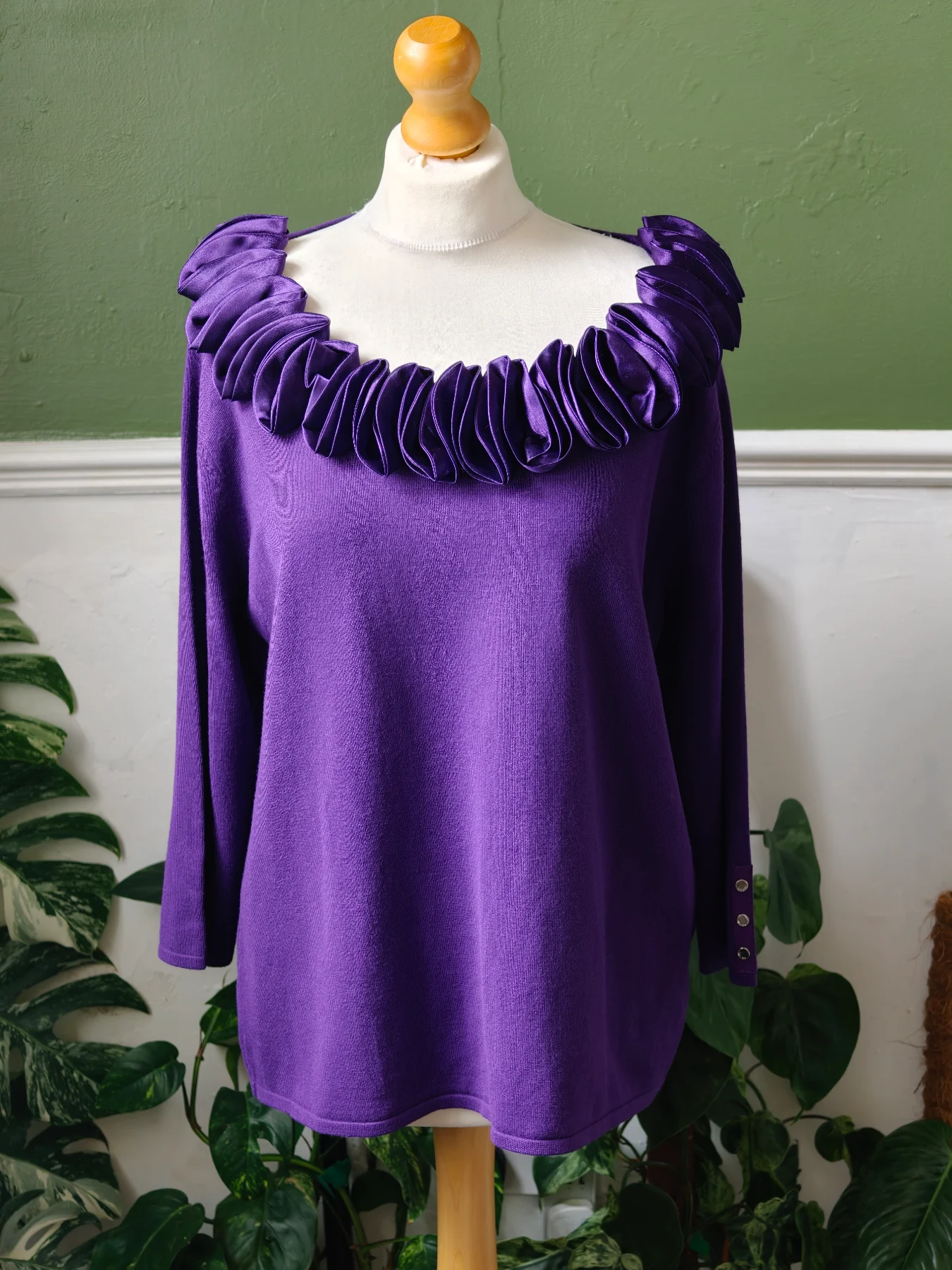 Vintage Marble purple ruffle neck knit jumper size 16 18