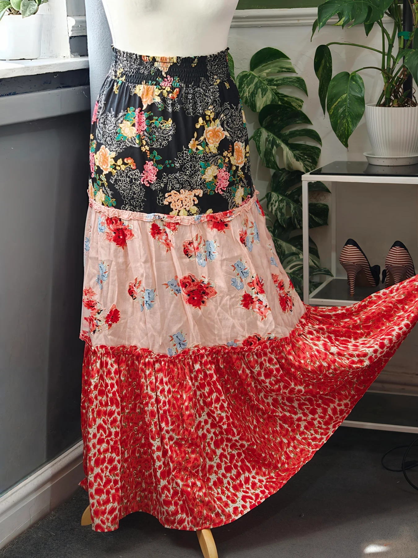 Urban Outfitters Floral Tiered Patchwork Boho Maxi Skirt Small S Festival