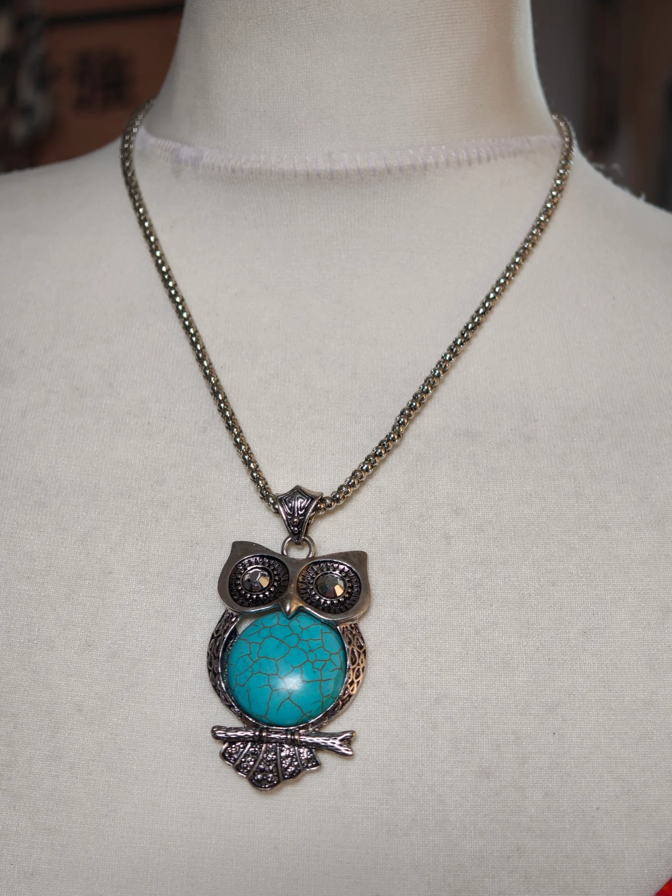 Vintage Faux Turquoise Owl Pendant Necklace Silver Tone Box Chain Boho