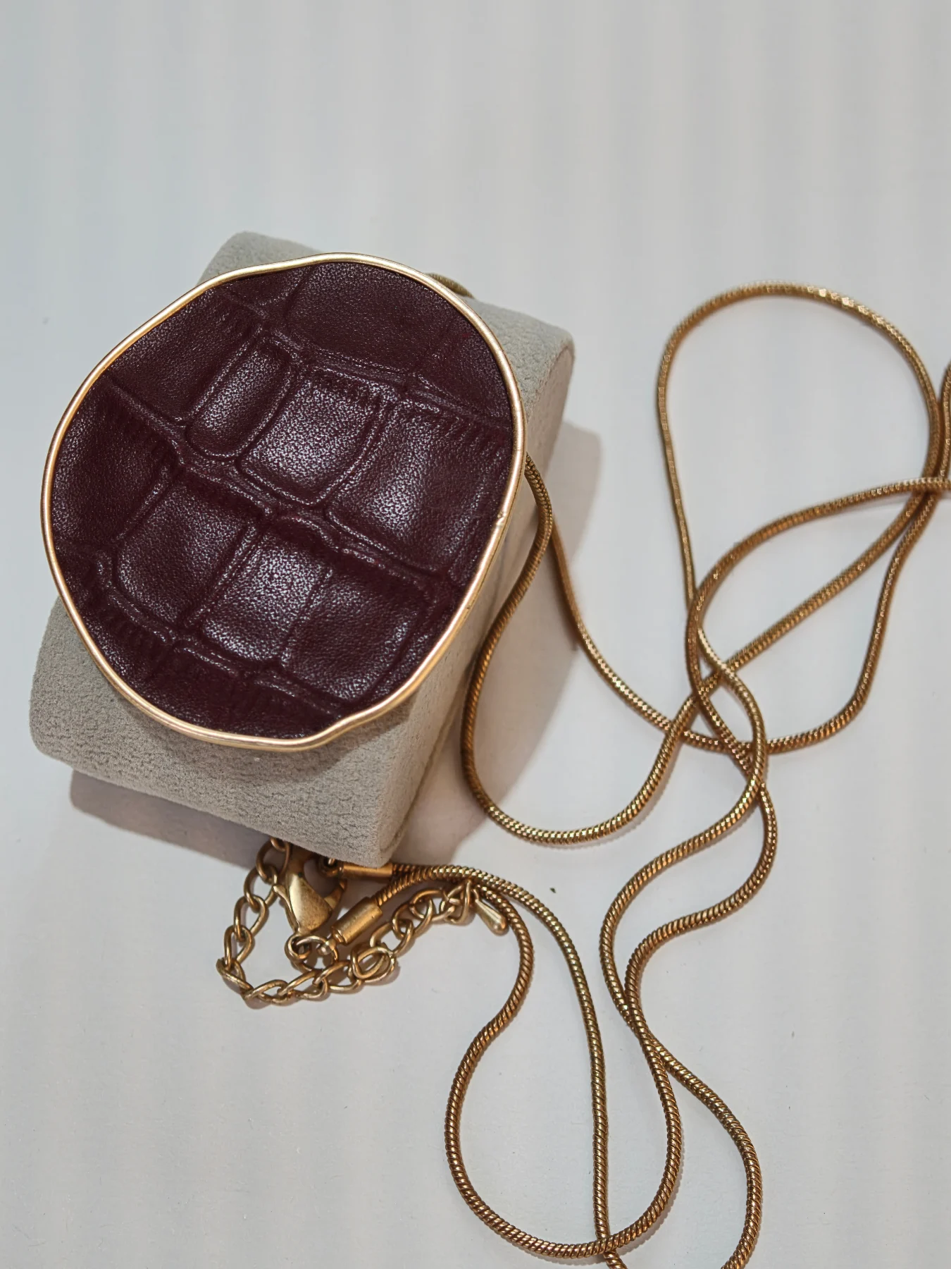 Statement Gold Tone Burgundy Faux Croc Pendant Necklace Snake Chain