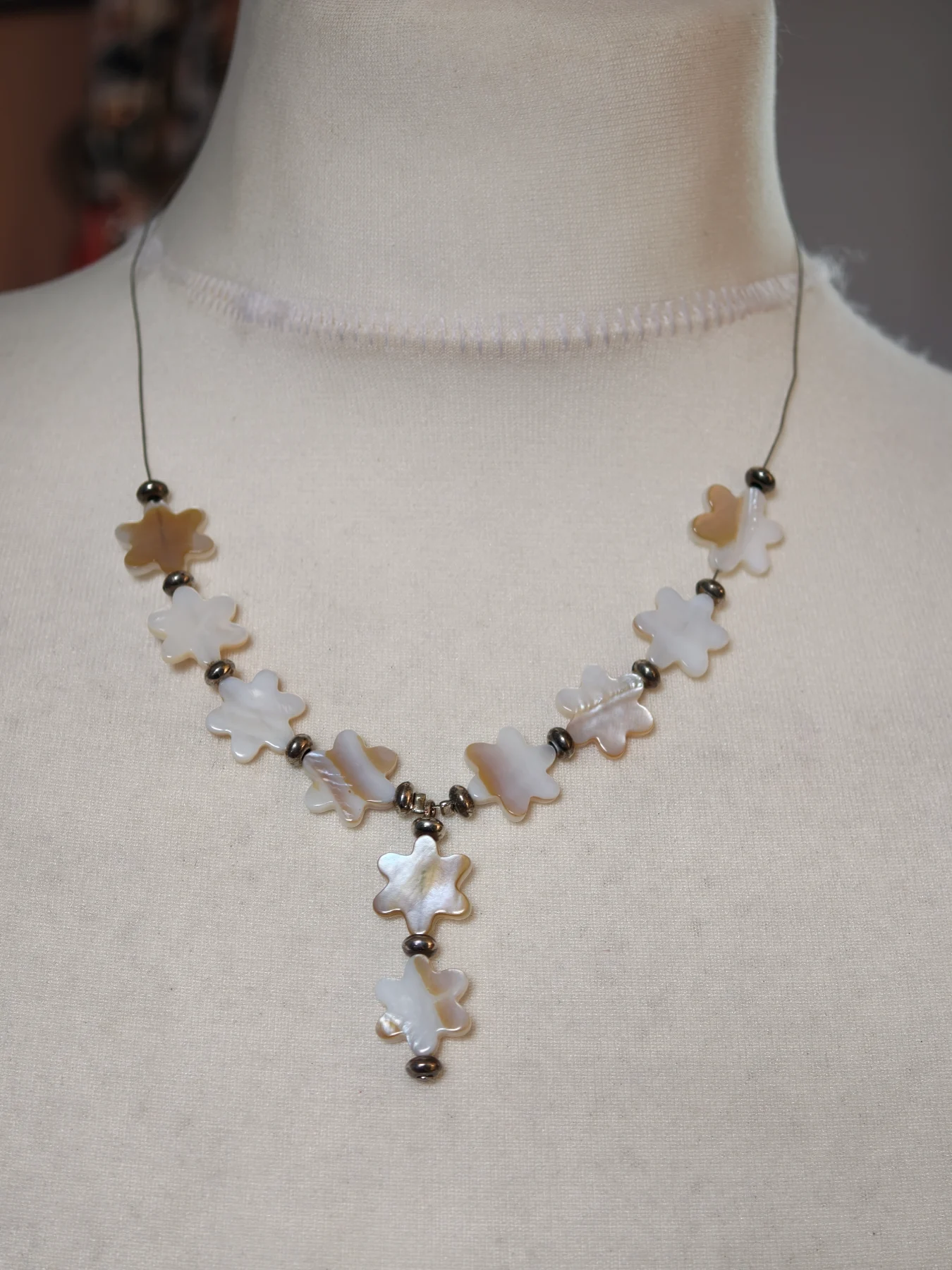 Vintage Mother of Pearl glass Flower Y-Drop Necklace Floating Wire Y2K