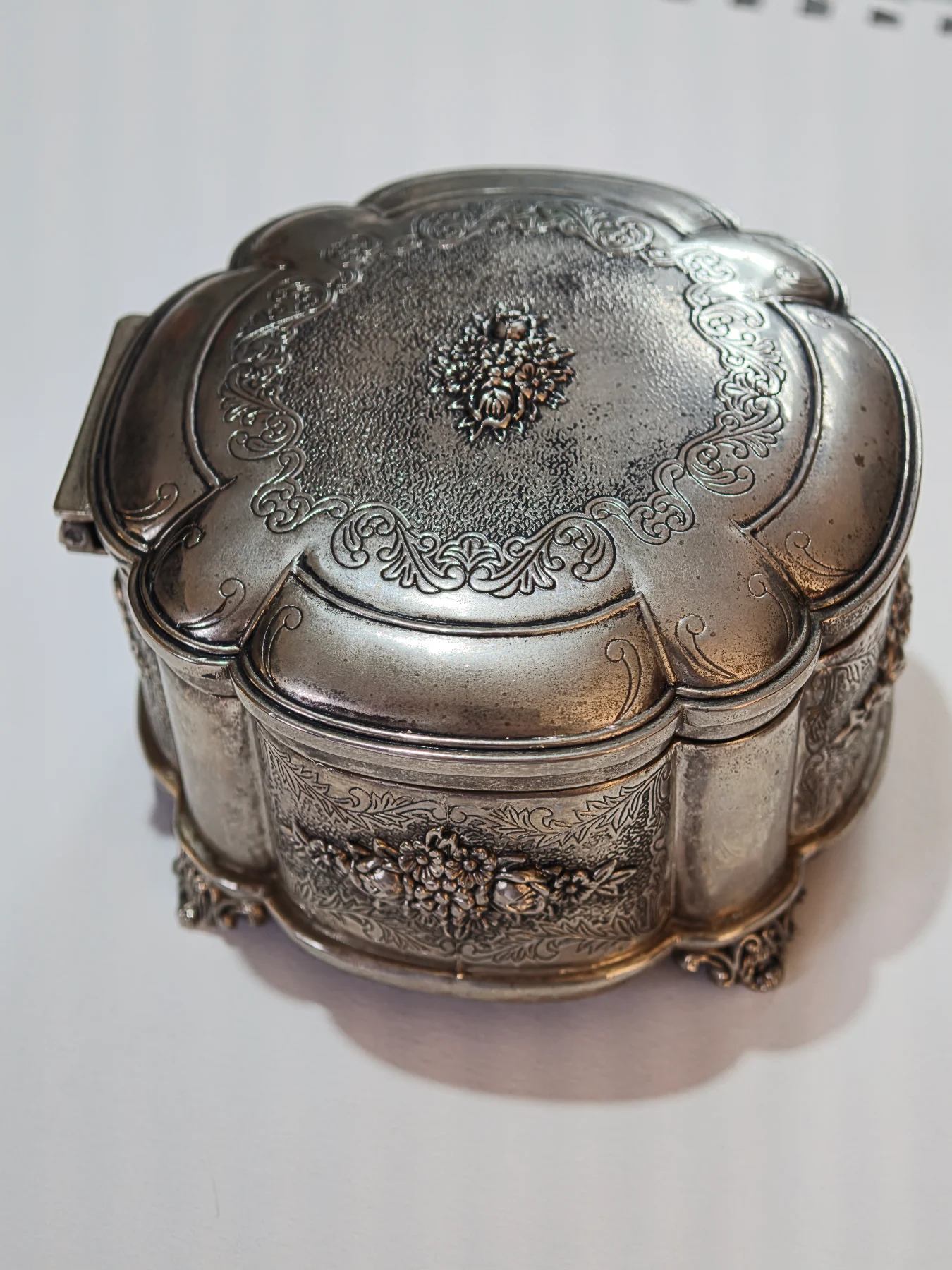 Vintage Silver Tone Floral Embossed Trinket Box Velvet Lined Footed