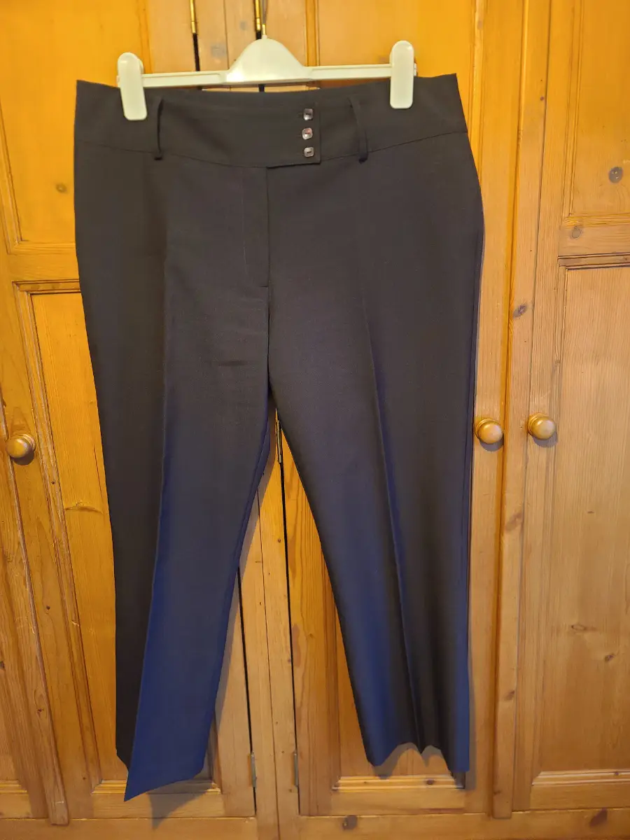 Matalan trousers