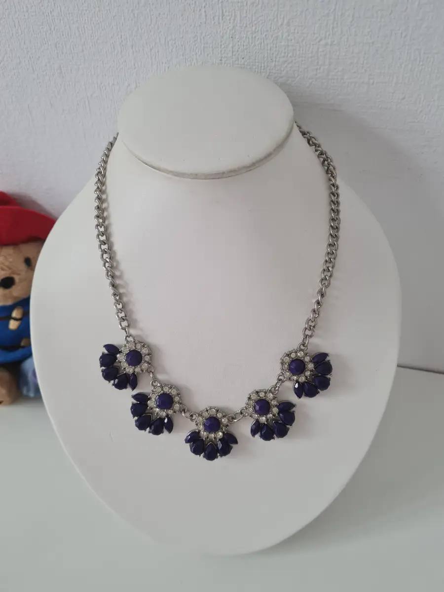 Vintage Mauve beaded Clear rhinestone collar necklace