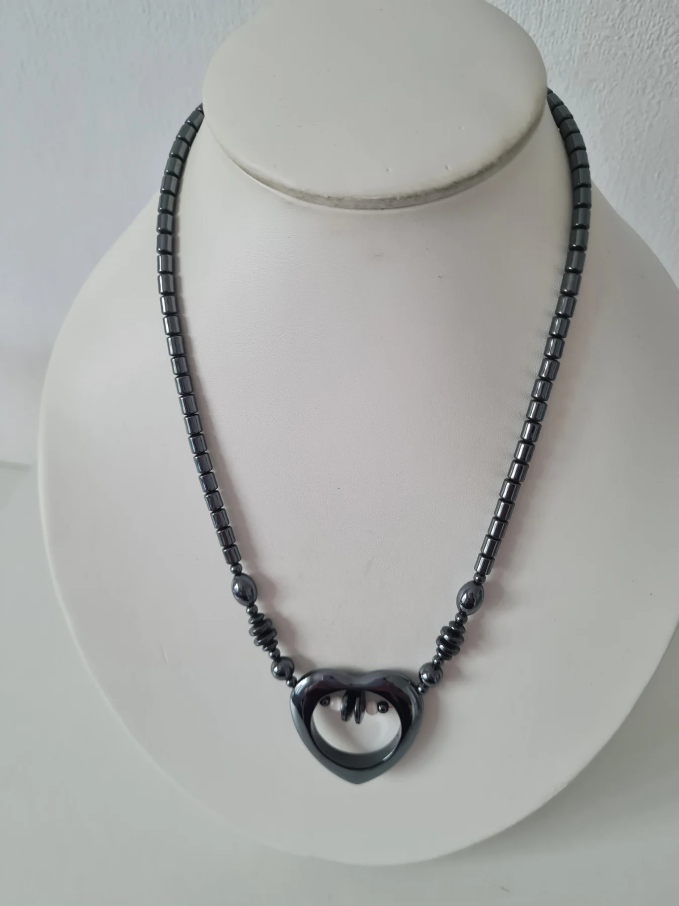 Grey hematite white cats eye heart pendant necklace