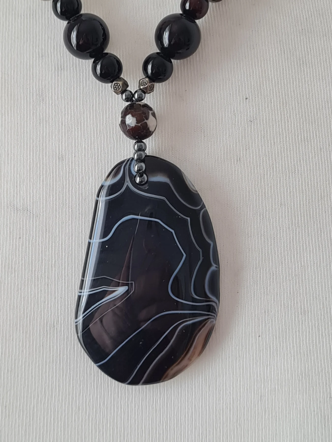 Vintage Style Black Brown Agate beaded pendant necklace