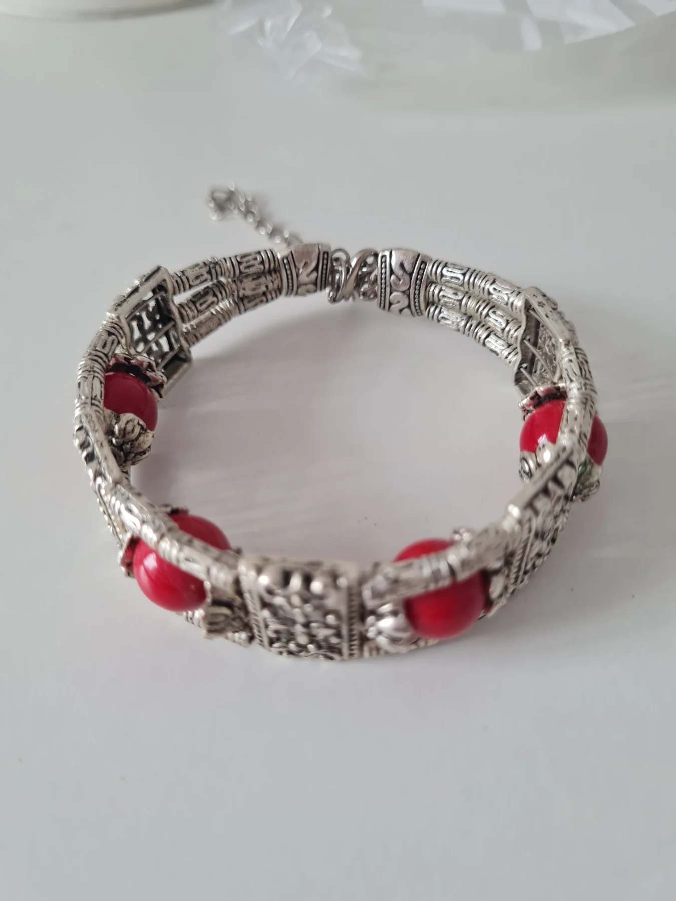 Silver tone Red stone beaded bracelet