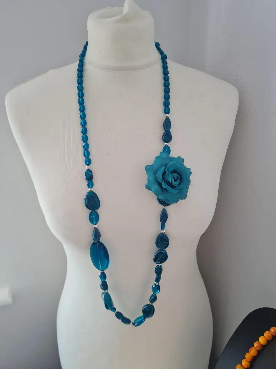 Teal Flower Beaded Summer necklace