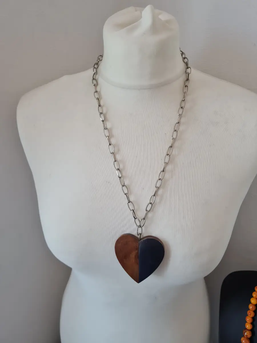 Silver tone Wooden heart pendant necklace