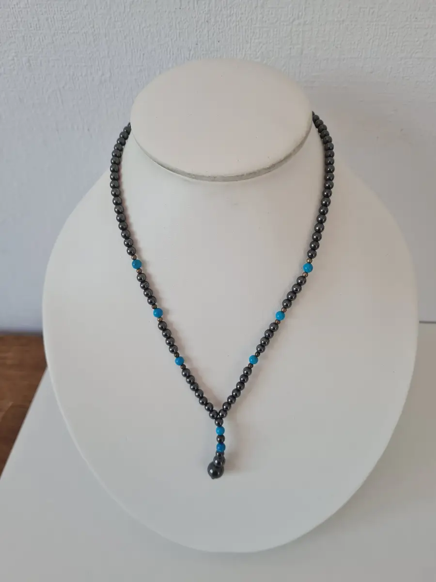 Small Grey turquoise beaded necklace