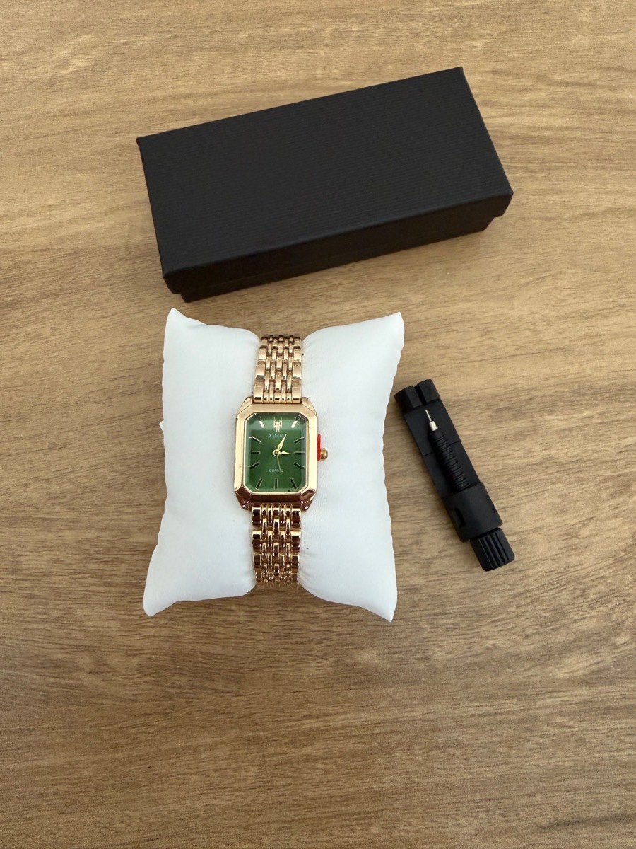 Woman watch