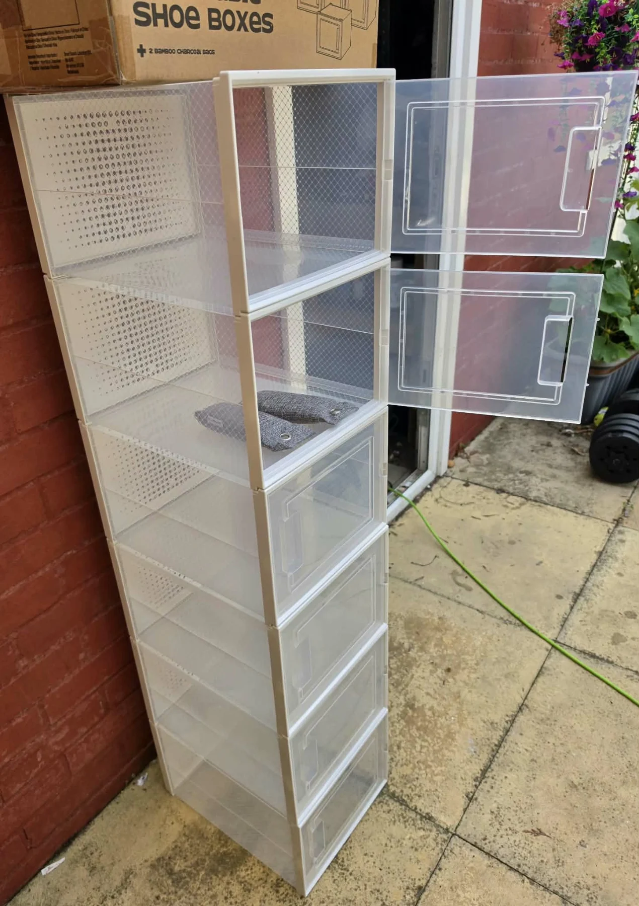 Stackable shoe boxes