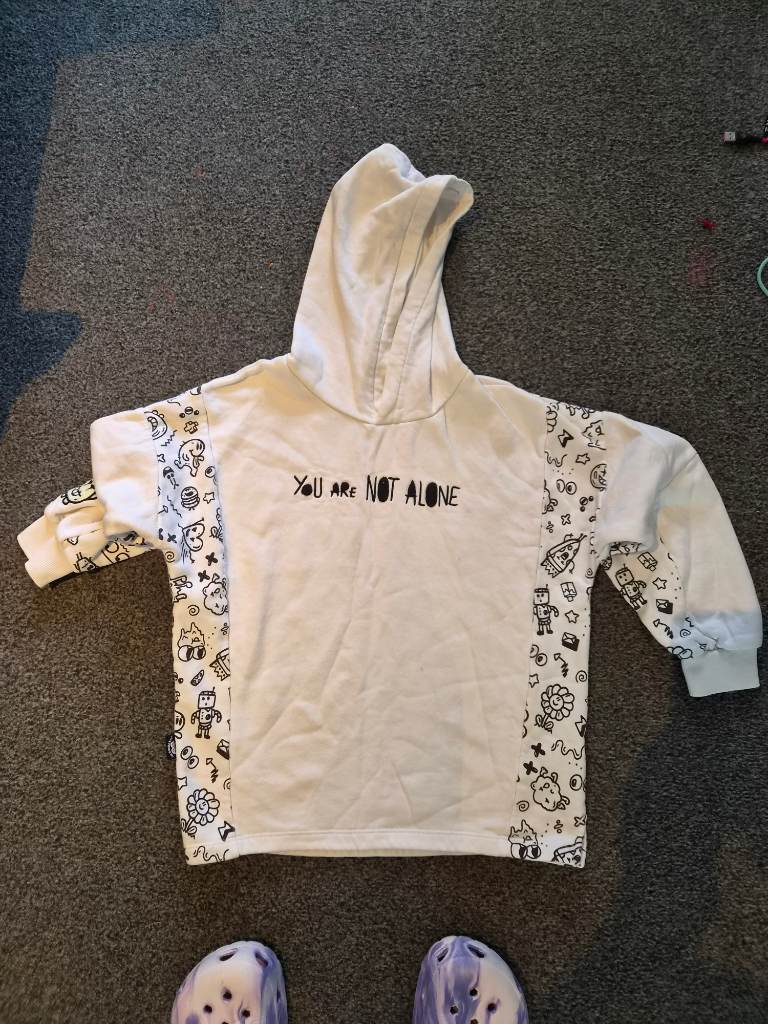girls white and black hoodie age 9/10