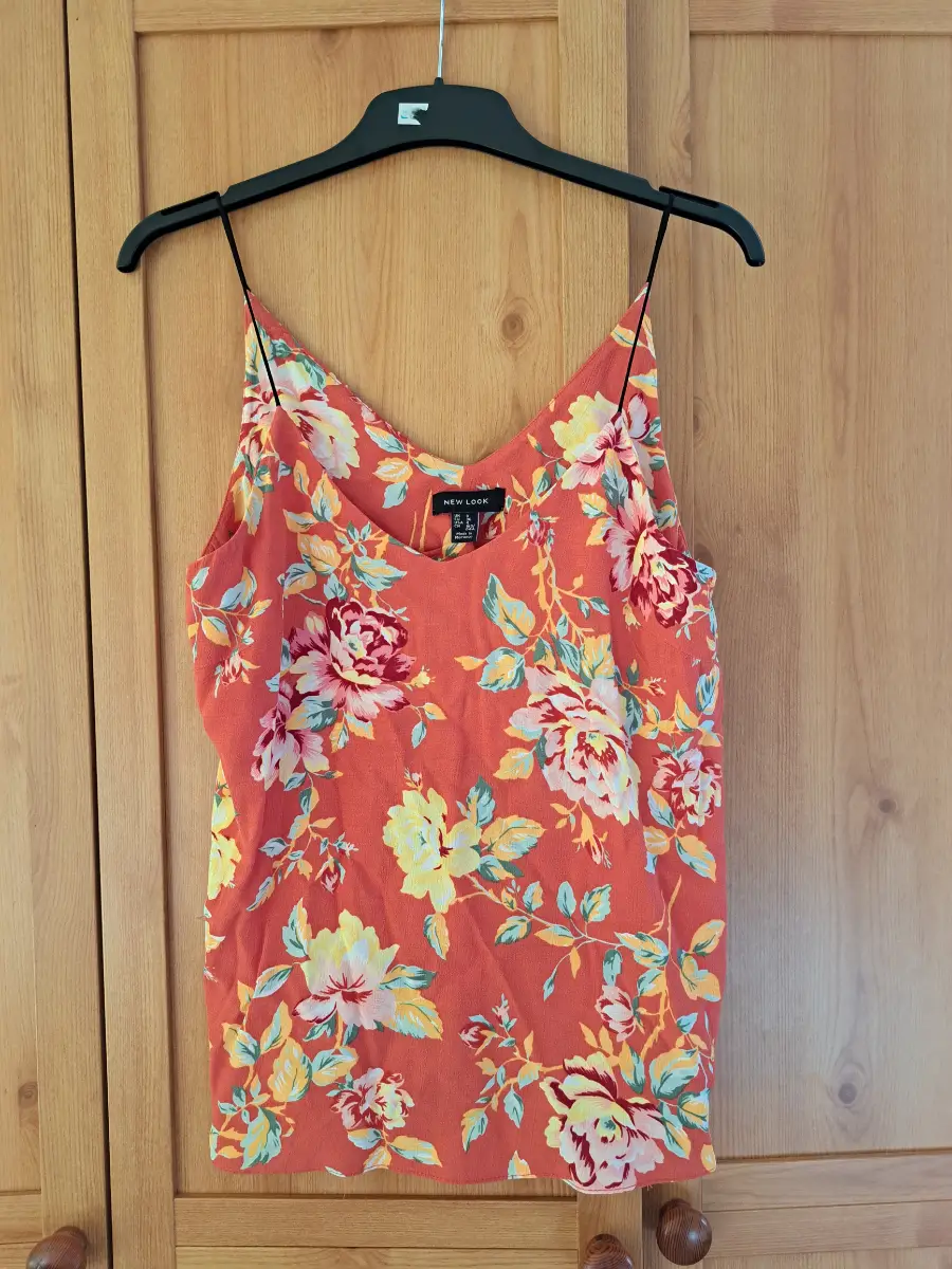 new look vest top size 8