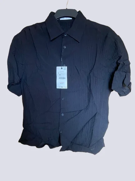 Zara Men short sleeve button-down shirt in black