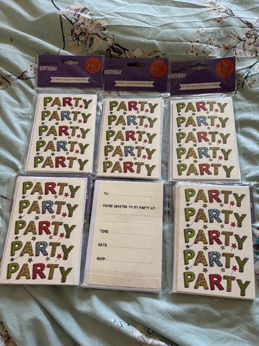 Party Invitations 6 packs