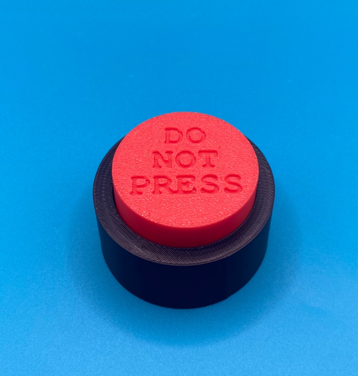 3D Printed ‘Do Not Press’ Or ‘Panic Button’ Clicker