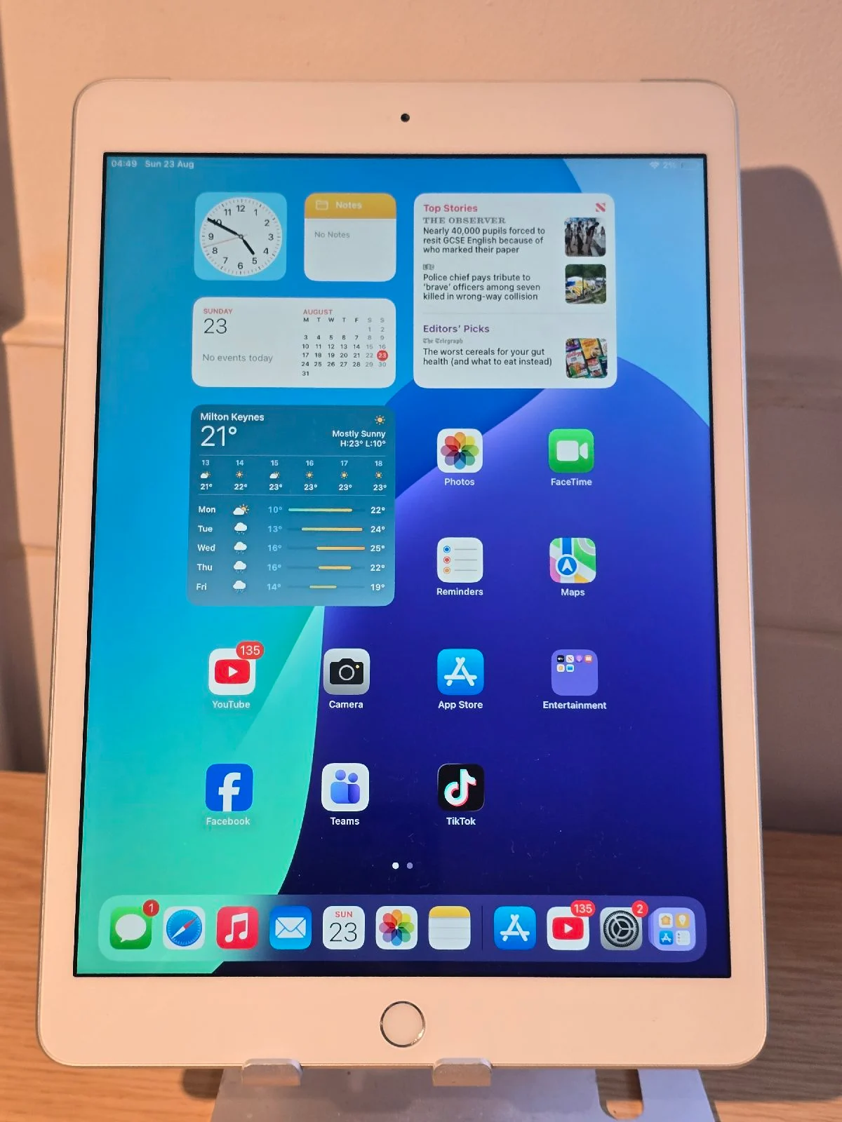 Apple ipad 7th generation 32 gb
