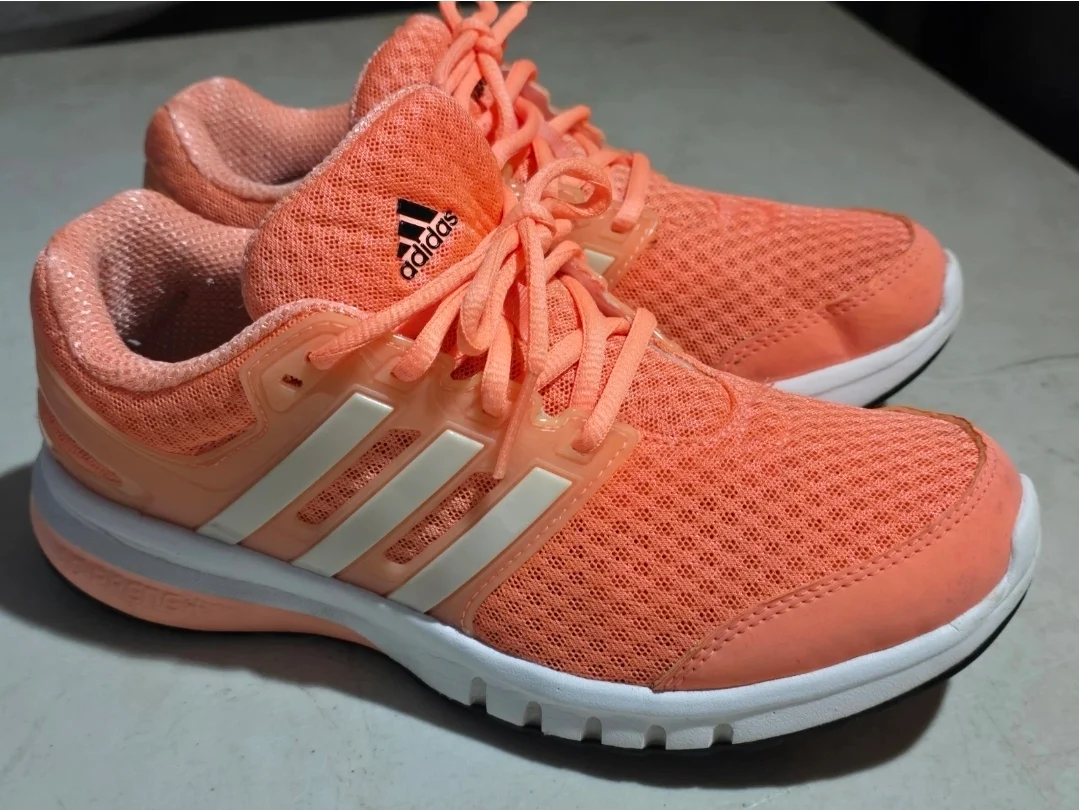 Adidas Energy Cloud 2 Womans Trainers Coral Pink Size UK 5 US 6.5 EU 38