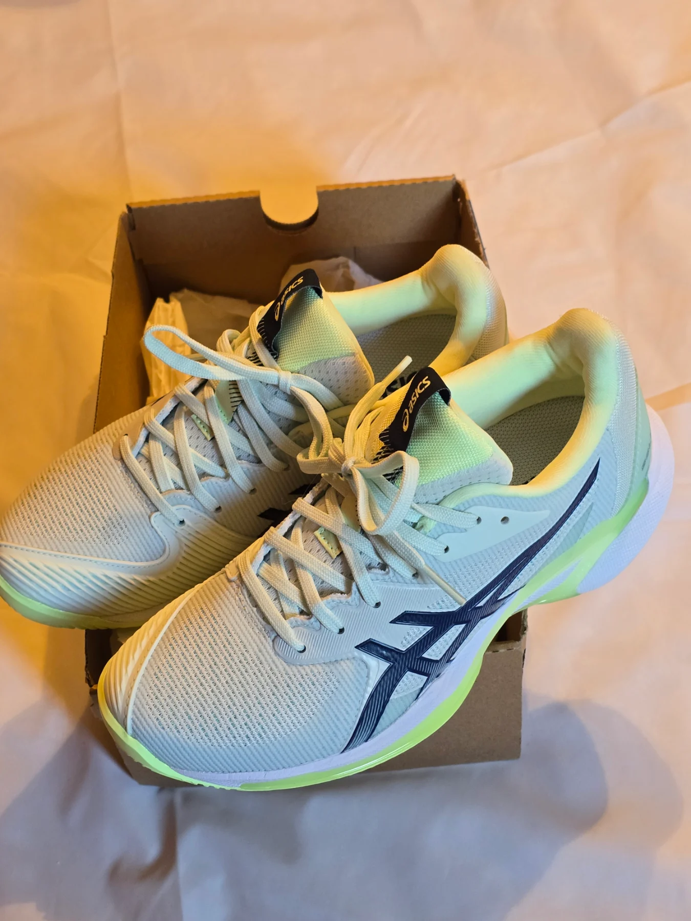 ASICS Solution Speed FF 2  Womens Tennis Trainers Shoe UK Size 4 No Lid On Box  RRp £56