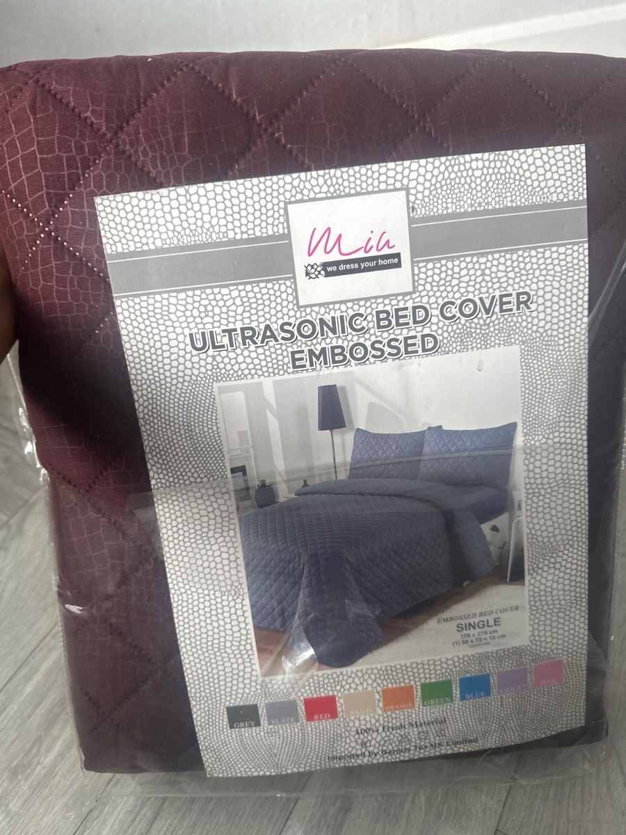 Brown single bed cover