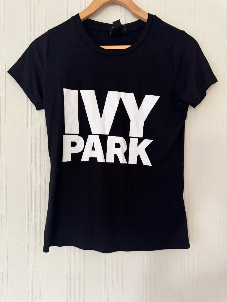 Ivy Park black tshirt size xs