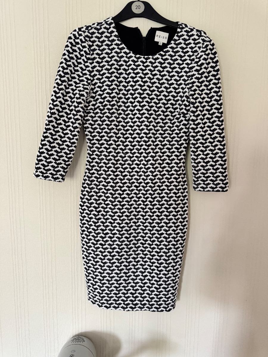 Reiss Black & White Textured Sheath Dress – UK 10
