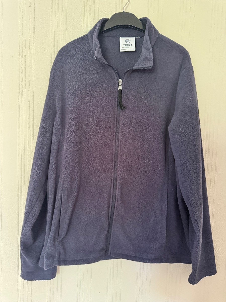 TOG24 Men’s Navy Full Zip Fleece Jacket – Size large