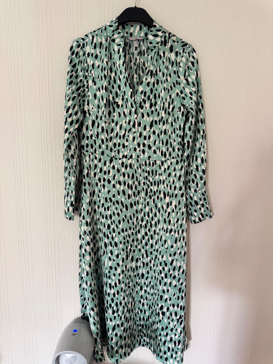 Animal print midi dress size 10 from H&M