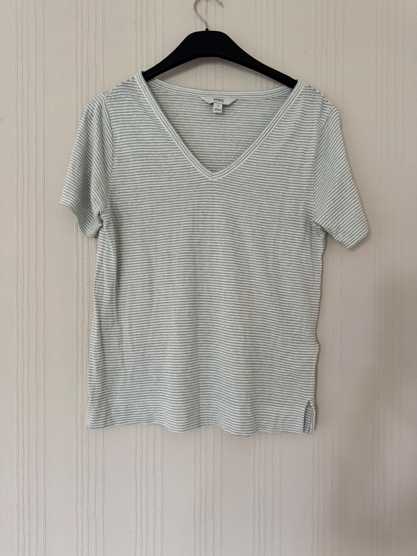 Green and white striped tshirt size 8 from M&S