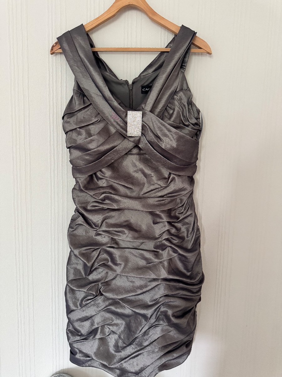 Cachet Metallic Taupe Ruched Bodycon Cocktail Dress size 8